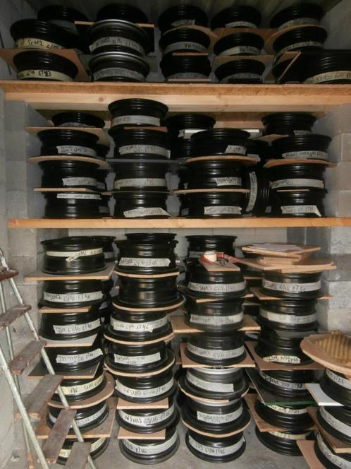 VAG-VW NOMBREUSES JANTES ET ROUES DIVERSES 14 a 17 POUCES, Auto-onderdelen, Banden en Velgen, Band(en), Zomerbanden, 17 inch, Gebruikt
