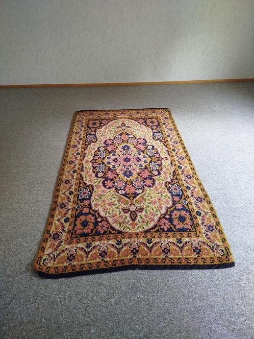 Prachtig hoogpolig retro '70 Smyrna tapijt "oosters patroon", Huis en Inrichting, Stoffering | Tapijten en Vloerkleden, Gebruikt
