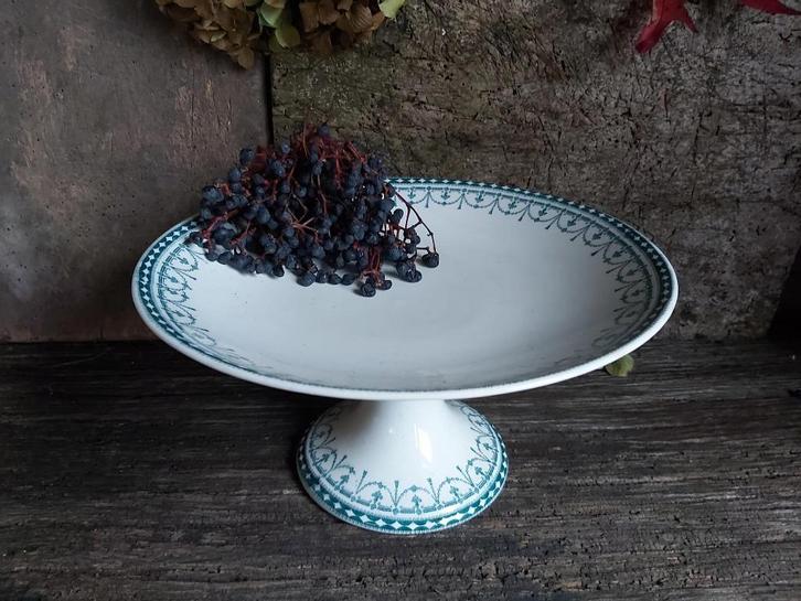 Hele mooie oude engelse (taart) schaal op voet met groen, Antiek en Kunst, Antiek | Servies los, Ophalen of Verzenden