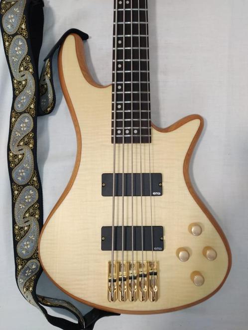 Basse Schecter Stiletto Custom-5 natural satin, Musique & Instruments, Instruments à corde | Guitares | Basses, Comme neuf, Électrique