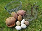 metalen eiermand en kip met stenen eieren, Diversen, Pasen, Gebruikt, Ophalen