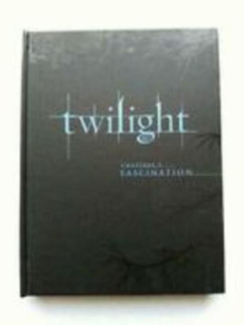 Twilight chapitre 1 fascination dvd coffret de luxe fr angl, CD & DVD, DVD | Science-Fiction & Fantasy, Comme neuf, Science-Fiction