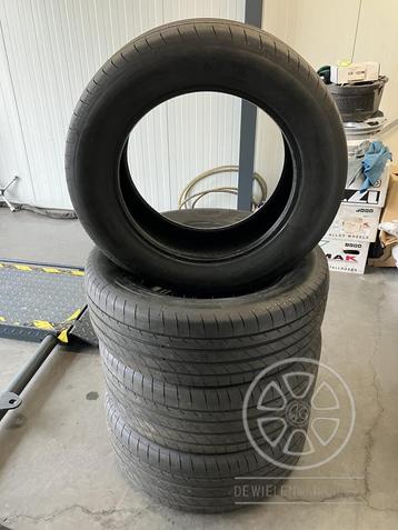 Goodyear 235/60 R18 en 255/55 R18 Zomerbanden DEMO NIEUW EV disponible aux enchères