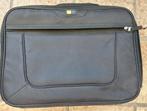 Laptoptas 15" CaseLogic + draagriem, Computers en Software, Laptoptassen, Ophalen, 15 inch, Zo goed als nieuw