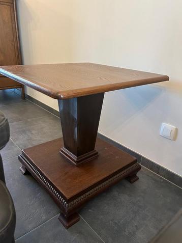 Tafel beschikbaar voor biedingen