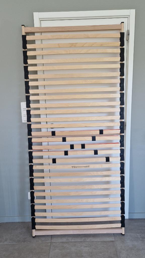 Lattenbodem 90x200cm 28 latten, Huis en Inrichting, Slaapkamer | Matrassen en Bedbodems, Gebruikt, Bedbodem, 90 cm, 200 cm, Eenpersoons