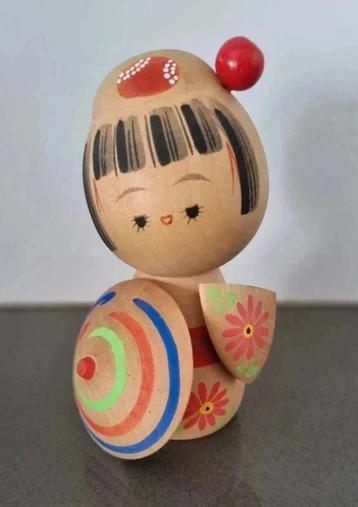 Lieve Kokeshi van Tomio Ishida beschikbaar voor biedingen