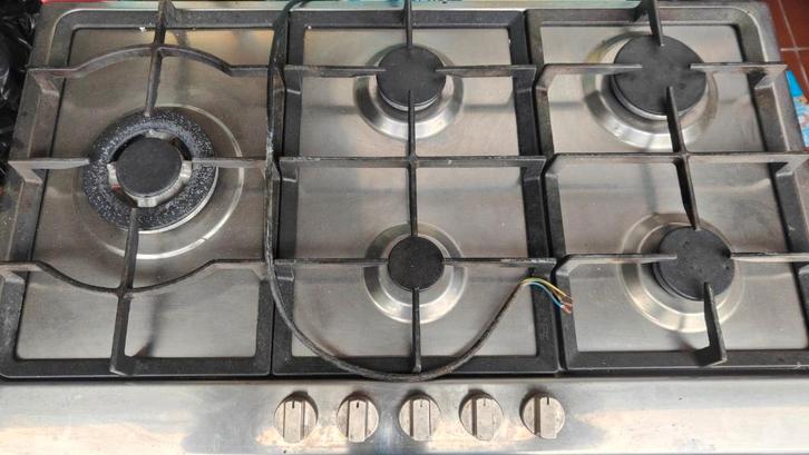 plaque de cuisson, Electroménager, Tables de cuisson, Utilisé, Encastré, 5 zones de cuisson ou plus, Enlèvement