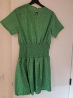 Nieuwe groene jurk, Nieuw, Groen, Maat 42/44 (L), Ophalen of Verzenden