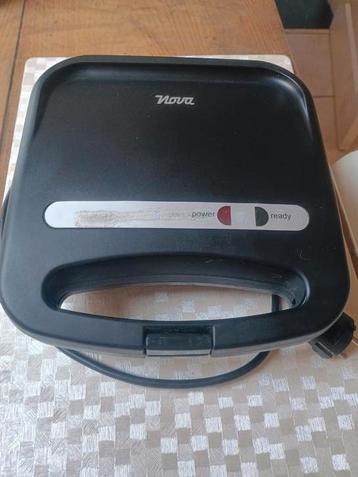 Fer à croque Nova 750 Watt, Enlèvement, Utilisé