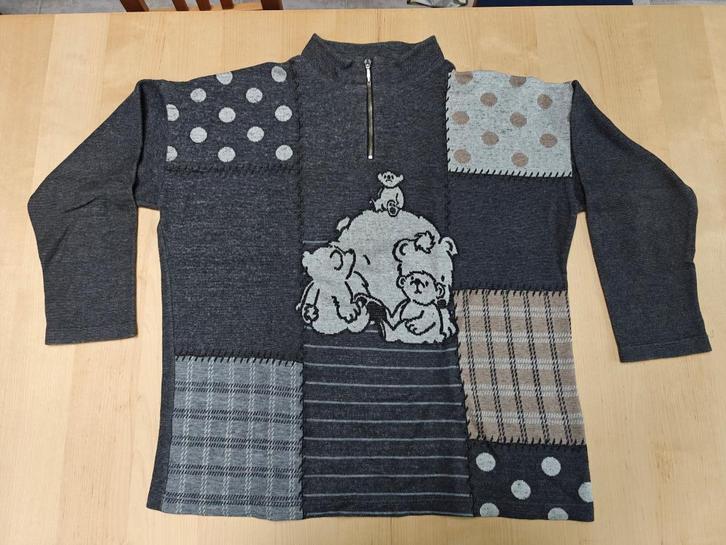 Grijze trui met beertjes maat L, Kleding | Dames, Truien en Vesten, Zo goed als nieuw, Maat 42/44 (L), Grijs, Ophalen of Verzenden