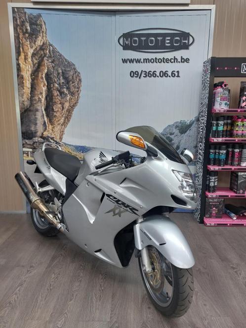 Honda BlackBird CBR1100XX, Motoren, Motoren | Honda, Bedrijf, Super Sport, meer dan 35 kW, 4 cilinders, Motorrijbewijs A, Ophalen