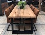 Massief oud eiken tafel met metalen onderstel, Huis en Inrichting, Ophalen, Zo goed als nieuw