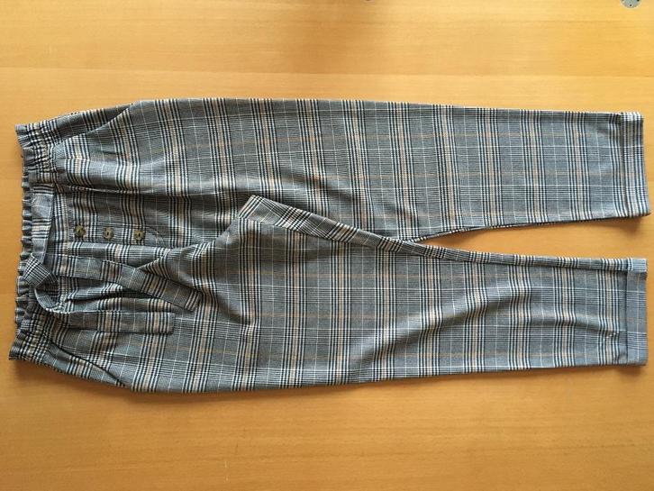 H&M soepele geruite broek met omslag - maat S (158 cm), Kleding | Dames, Broeken en Pantalons, Zo goed als nieuw, Maat 36 (S)