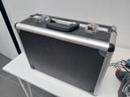 Zenderkoffer en carbon pult., Ophalen, Zo goed als nieuw