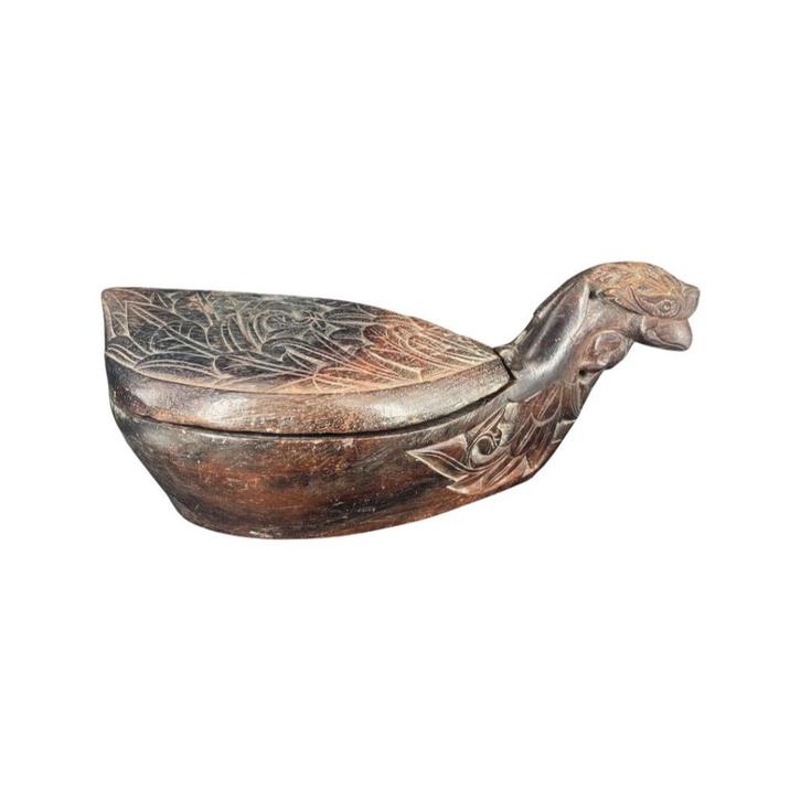 Ancienne Boîte Indonésienne Scuptée : Décor Oiseau, Antiquités & Art, Art | Sculptures & Bois, Enlèvement ou Envoi