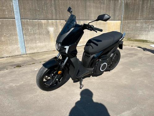 Silence S01 Connected elektrische scooter met oplader, Fietsen en Brommers, Brommers | Overige merken, Nieuw, Klasse B (45 km/u)