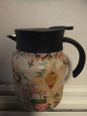 theepot  beschikbaar voor biedingen