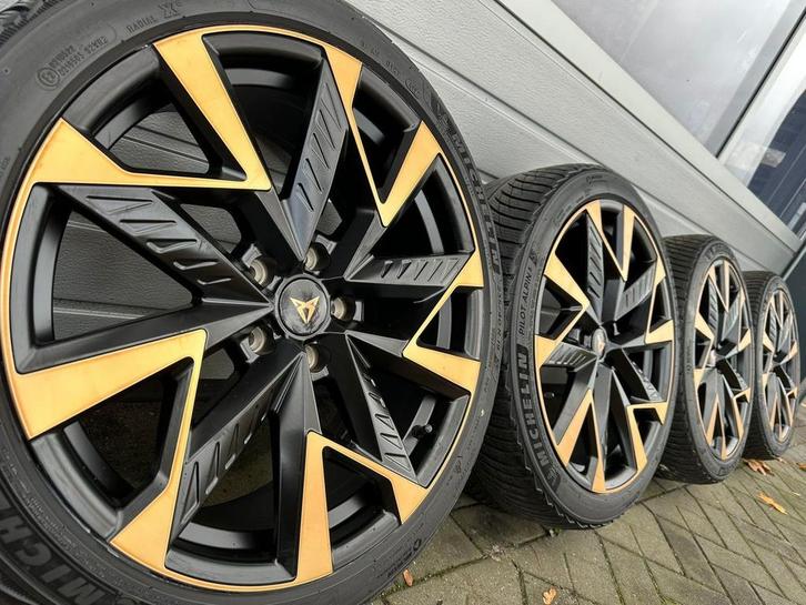 19 inch Cupra R Formentor Leon Ateca Tavascan Born velgen, Auto-onderdelen, Banden en Velgen, Banden en Velgen, Winterbanden, 19 inch