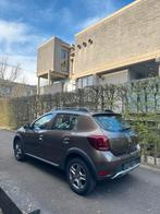 Dacia Sandero Stepway 0.9 benzine AUTOMAAT 71.000KM GARANTIE, Auto's, Dacia, Automaat, Euro 6, Bruin, Elektrische ramen