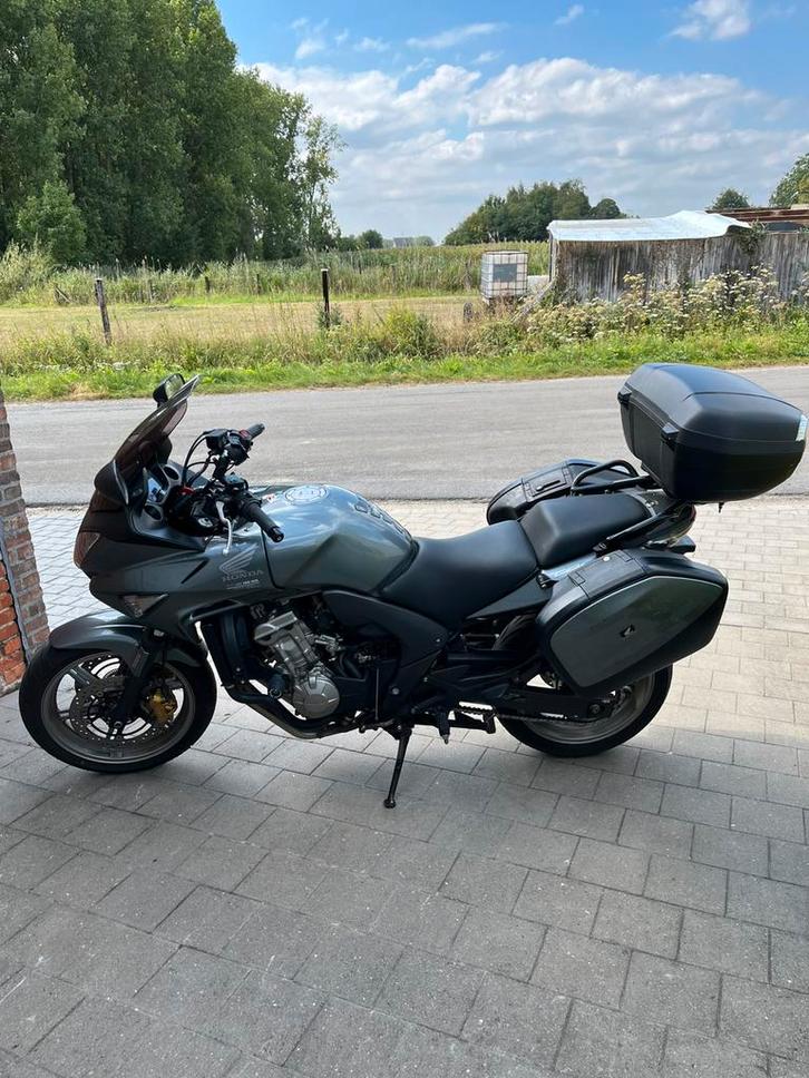 Honda CBF 600 S/A, Motoren, Motoren | Honda, Particulier, Toermotor, meer dan 35 kW, 4 cilinders, ABS, Ophalen