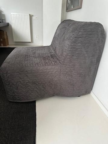 zetelbed beschikbaar voor biedingen