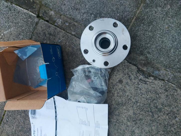 Roulement avant golf5, Auto-onderdelen, Transmissie en Toebehoren, Audi, Volkswagen, Nieuw, Ophalen