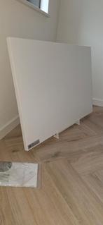 Fuave Reykjavik 700 watts - panneau de chauffage - neuf, Bricolage & Construction, Neuf, 500 à 800 watts, Autres types, 30 à 80 cm