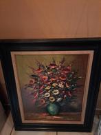 Te koop mooi bloemenschilderij met kader in notelaar., Antiek en Kunst, Ophalen