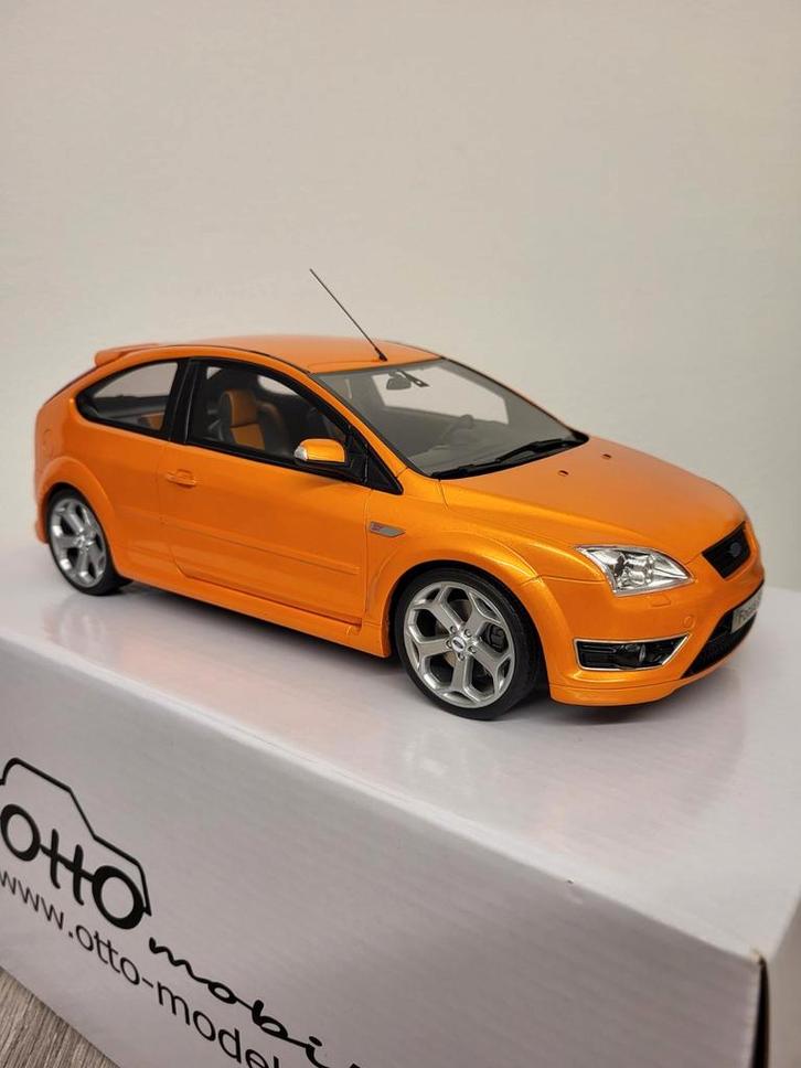 1:18 OttO OttOmobile OT961 Ford Focus Mk2 ST 2.5, Hobby en Vrije tijd, Modelauto's | 1:18, Nieuw, Auto, OttOMobile, Ophalen of Verzenden