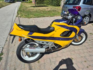 Suzuki gsxf750 beschikbaar voor biedingen