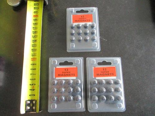 magneten super sterk ,36 stuks plakijzer van Deknudt, Huis en Inrichting, Woonaccessoires | Memoborden, Nieuw, Magneetbord, Ophalen of Verzenden