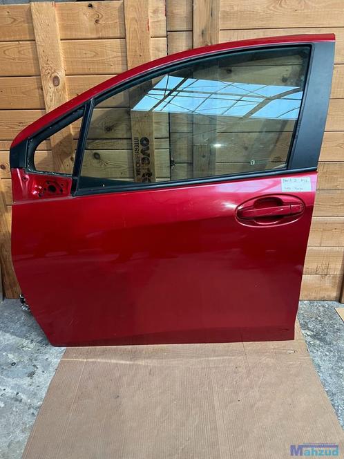 TOYOTA YARIS 3 P13 Rood links voor deur 2012-2020, Auto-onderdelen, Carrosserie, Deur, Toyota, Gebruikt