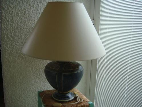 Lampe à poser. Grès émaillé bleu., Maison & Meubles, Lampes | Lampes de table, Utilisé, Enlèvement ou Envoi