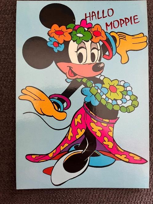Postkaart Disney Mickey Mouse 'Hallo Moppie', Verzamelen, Disney, Zo goed als nieuw, Plaatje of Poster, Mickey Mouse, Verzenden