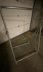 Kledingrek, Ophalen, Zo goed als nieuw