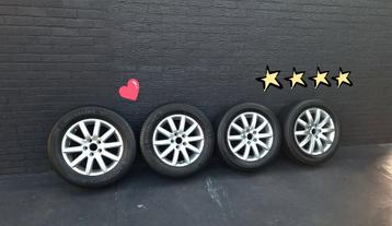 4 aluminium velgen met banden 215/ 60R16 beschikbaar voor biedingen