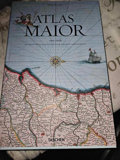 2 x Atlas, Boeken, Atlassen en Landkaarten, Zo goed als nieuw, Landkaart, België, Ophalen