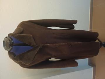 Manteau peau lainée Lewinger femme – taille 42 – chaud hiver beschikbaar voor biedingen