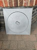 Aluminium en gietijzeren deksels nieuw, Doe-het-zelf en Bouw, Ophalen, Zo goed als nieuw, Aluminium