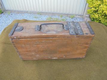 MG08 15 lege houten munitiekist   beschikbaar voor biedingen
