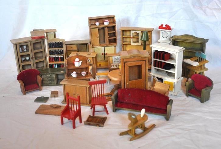 lot d'anciens meubles en bois pour maison de poupée, Antiquités & Art, Antiquités | Jouets, Enlèvement ou Envoi