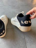 Levi’s sneakers m38 - 85€ nieuwprijs, Kleding | Dames, Schoenen, Ophalen of Verzenden