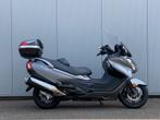 Suzuki Burgman 650 / Topkoffer / 2019 / 25100km / Topstaat!, Motoren, Motoren | Suzuki, Handvatverwarming, Motorrijbewijs A, Bedrijf