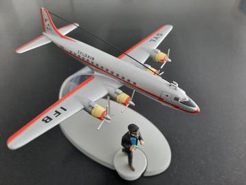 Avion Tintin n 24 Syldair Rocket to the Moon avec livret disponible aux enchères