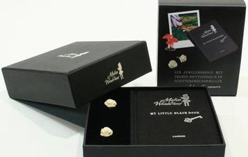 Geschenkdoos - oorbellen - echt zilver + wit roosje, Enlèvement ou Envoi, Blanc, Argent, Neuf