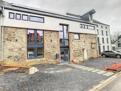 Appartement à Court-St-Etienne, 3 chambres, Immo, Huizen te huur, Appartement