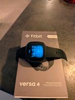 Fitbit versa 4, Handtassen en Accessoires, Smartwatches, Ophalen