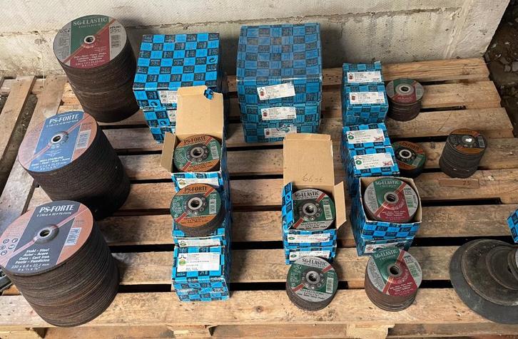 Groot assortiment afbraam- en doorslijpschijven, Doe-het-zelf en Bouw, Gereedschap | Slijpmachines, Nieuw, Haakse handslijpmachine