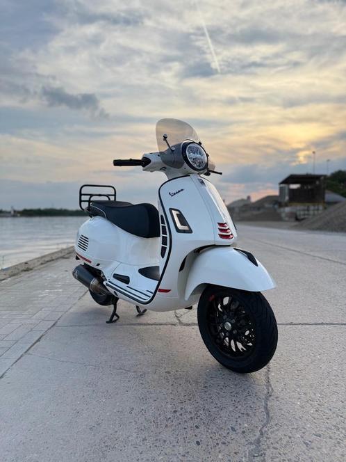 Vespa Gts 300 Hpe Supersport, Motoren, Motoren | Piaggio, Particulier, Toermotor, 12 t/m 35 kW, 1 cilinder, Ophalen